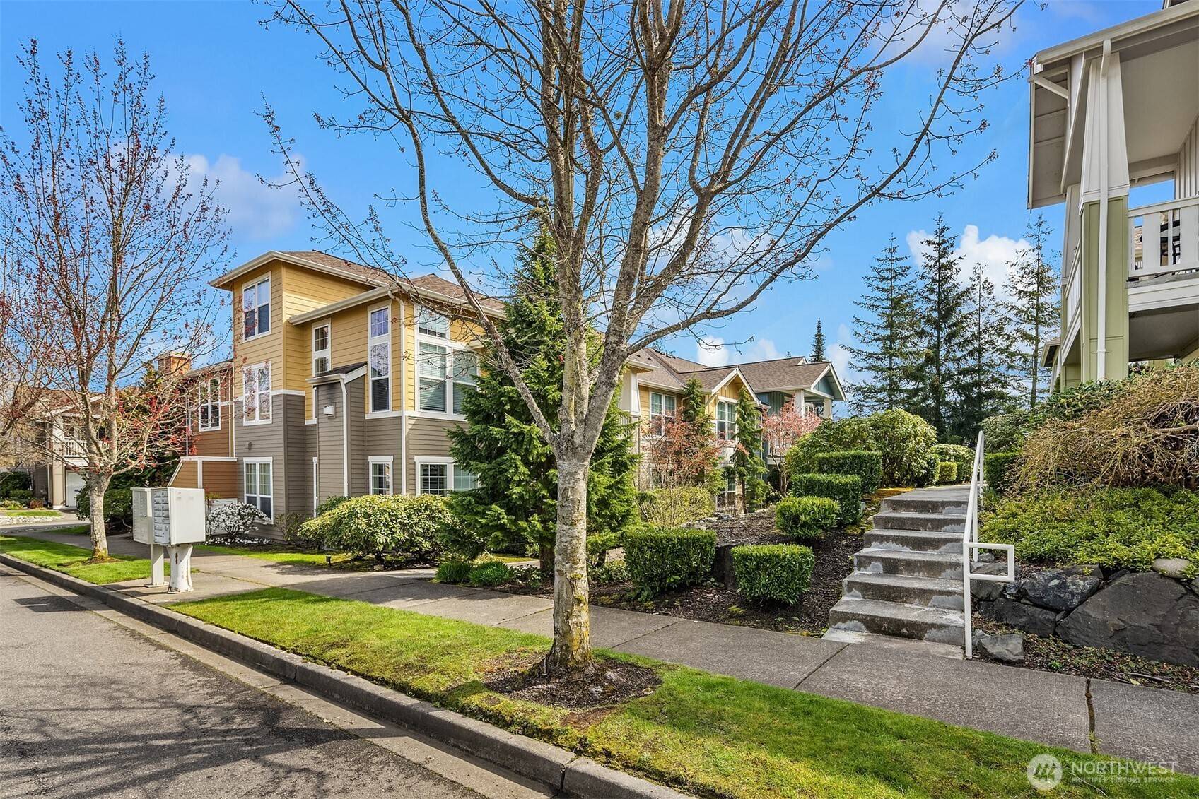 Snoqualmie, WA 98065,7711 Fairway AVE SE #204