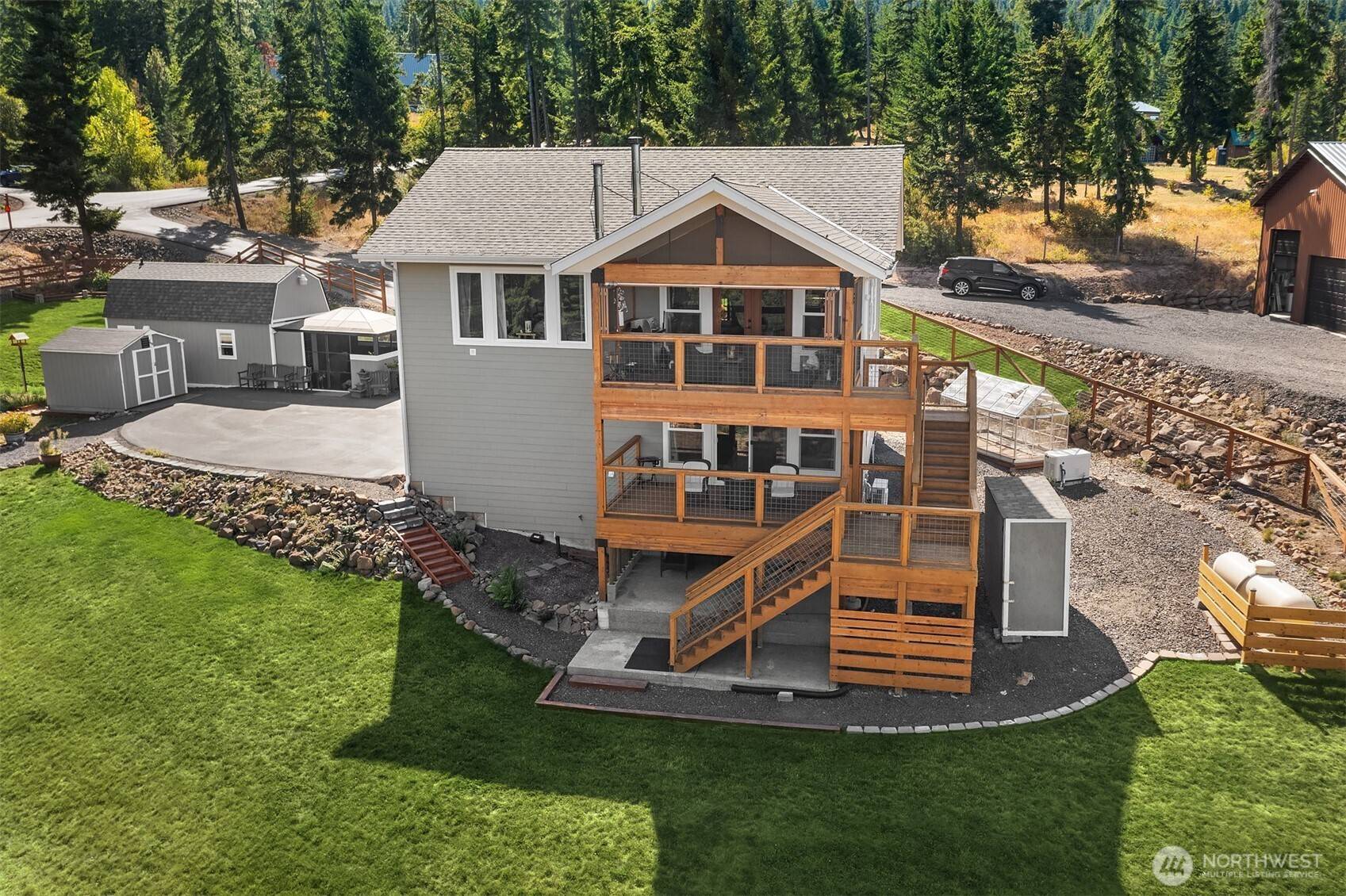 Cle Elum, WA 98922,961 Rocky Mountain WAY