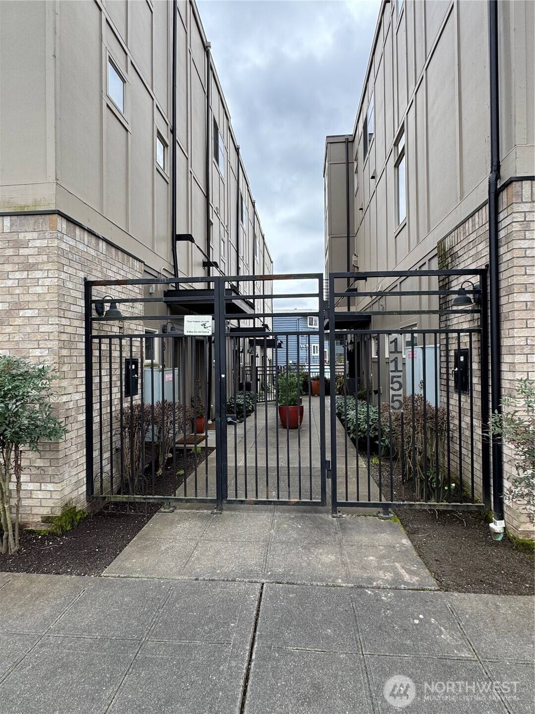 Seattle, WA 98103,8119 Stone AVE N