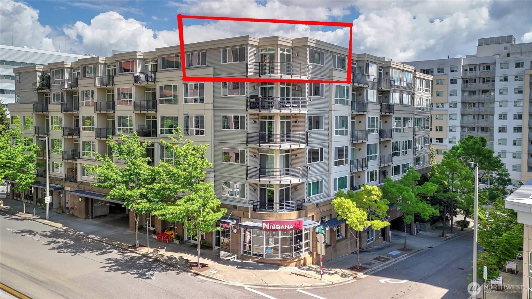 Bellevue, WA 98004,300 110th AVE NE #605