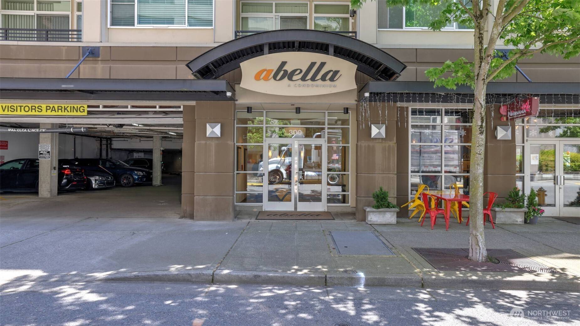 Bellevue, WA 98004,300 110th AVE NE #605