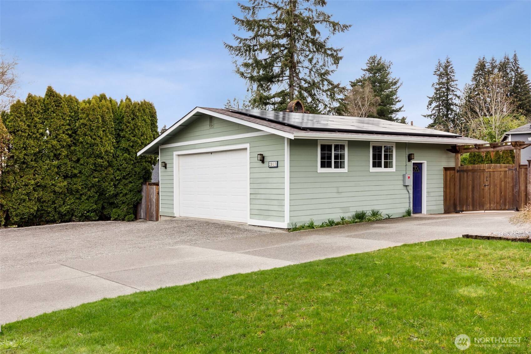 University Place, WA 98466,2917 Crystal Springs RD W