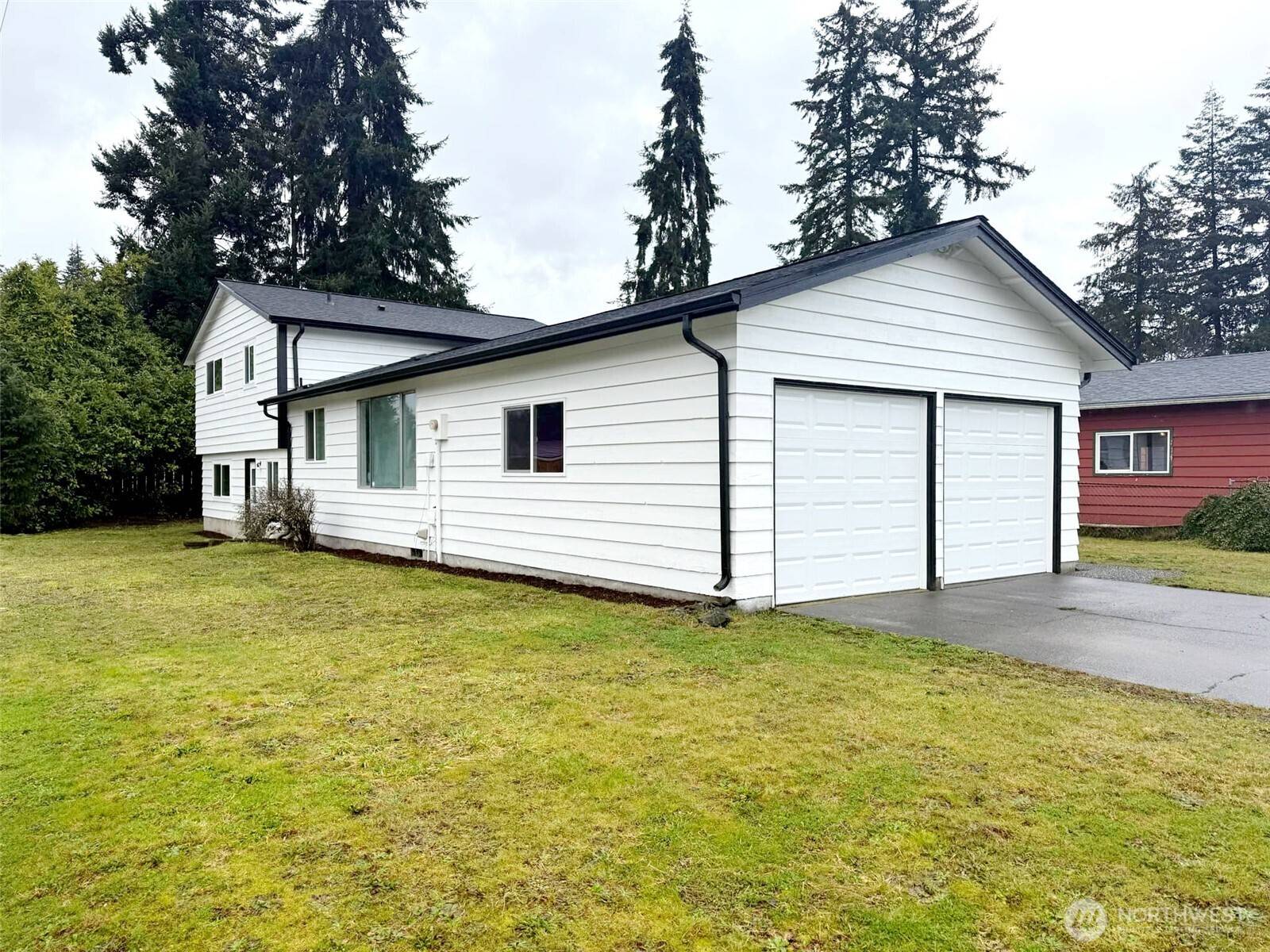 Elma, WA 98541,1716 W Young ST