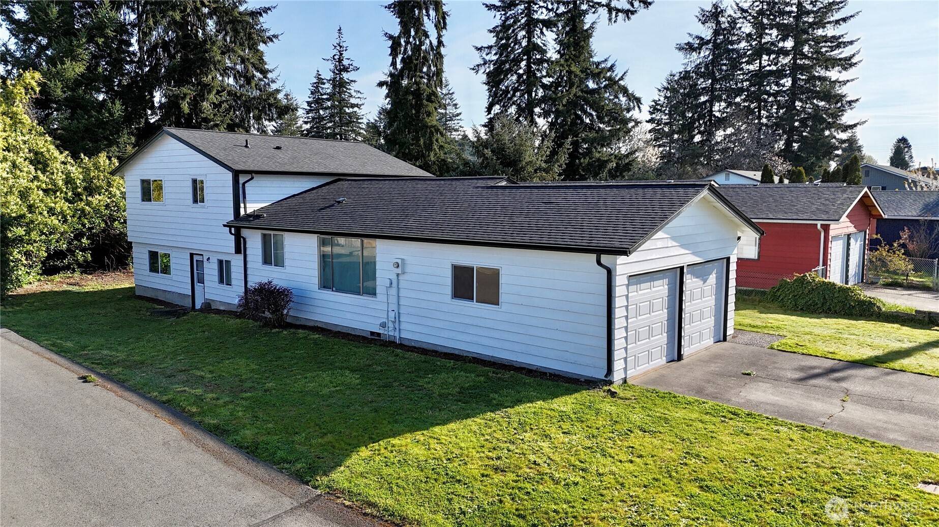 Elma, WA 98541,1716 W Young ST