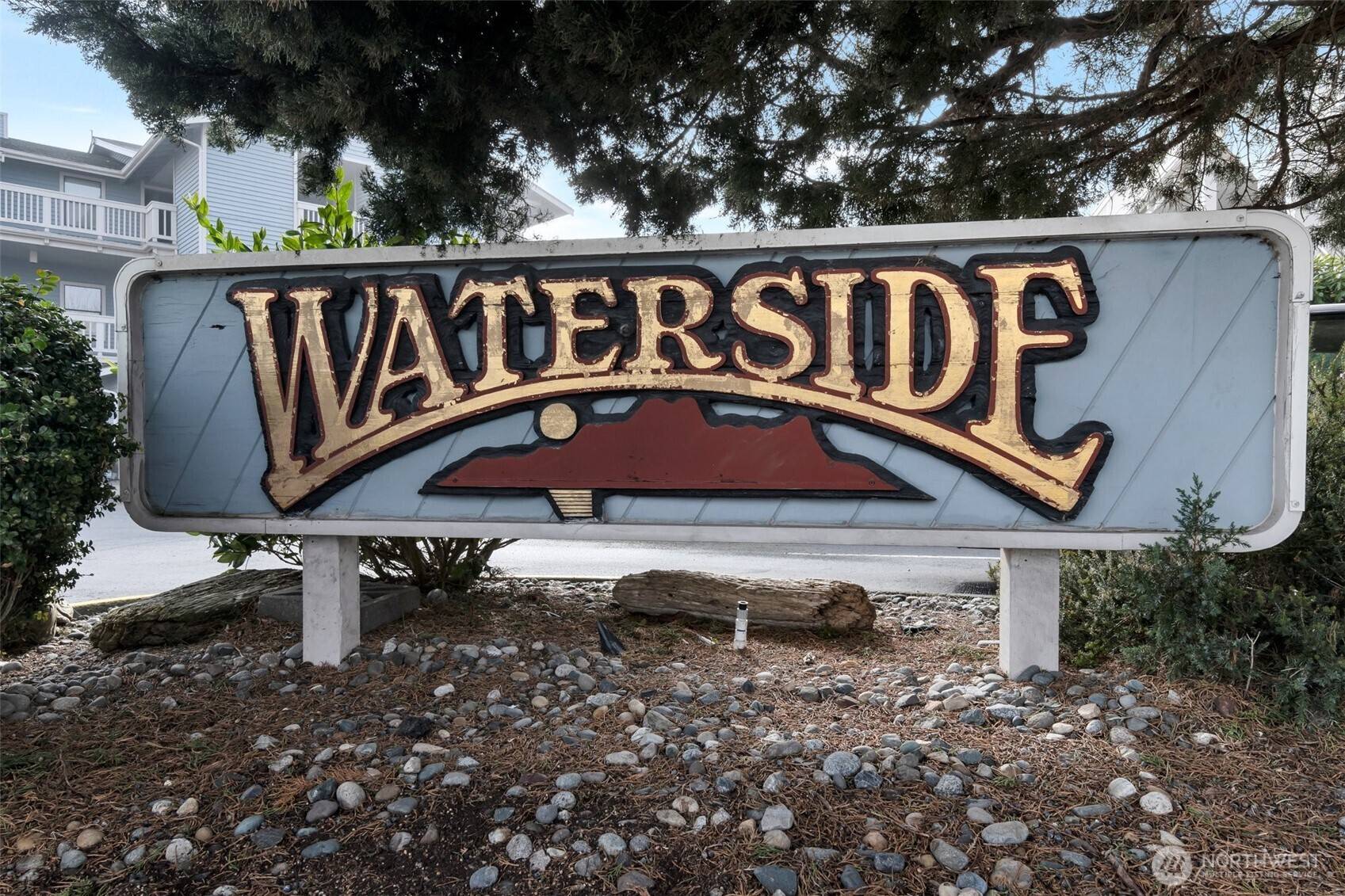 Oak Harbor, WA 98277,651 SE Bayshore DR #B304