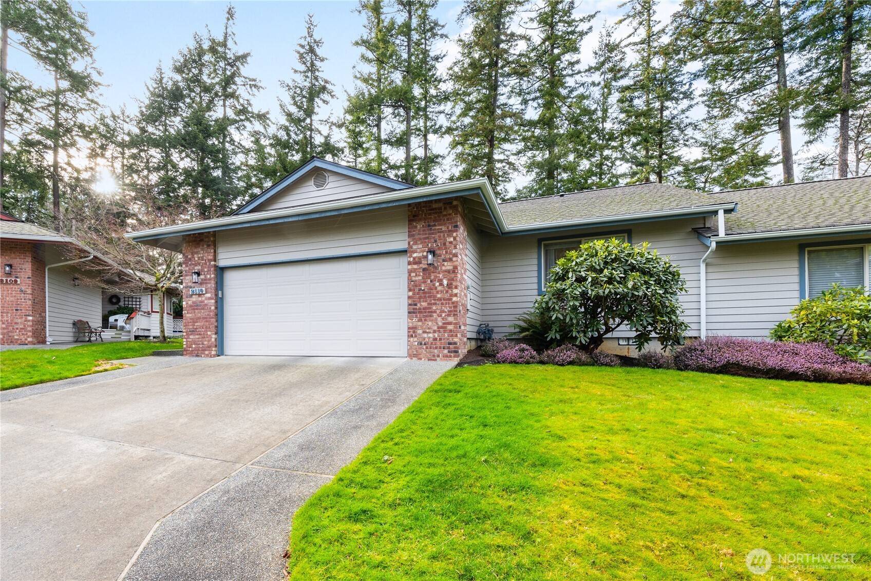 Anacortes, WA 98221,2110 Creekside Cir