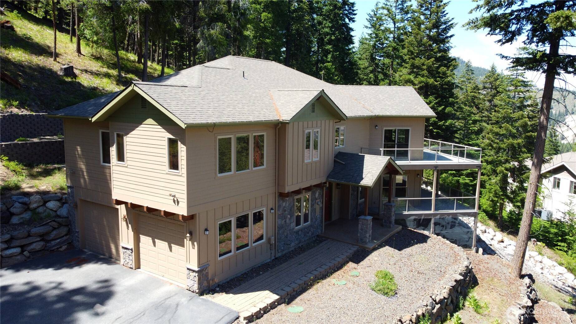 Wenatchee, WA 98801,6760 Forest Ridge DR