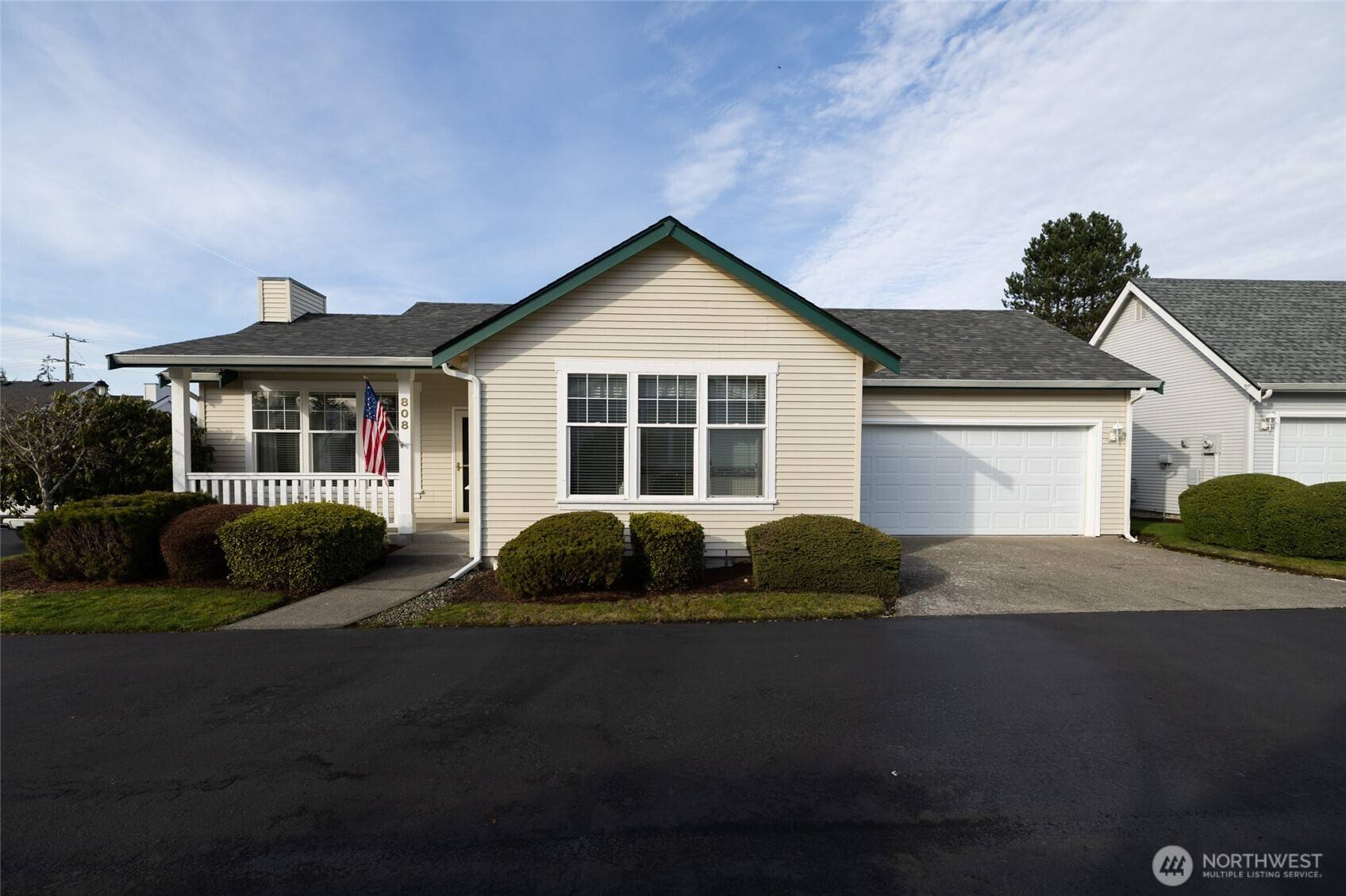 Centralia, WA 98531,808 Landing WAY