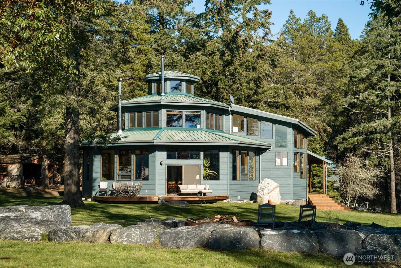 Friday Harbor, WA 98250,1062 Yacht Haven RD