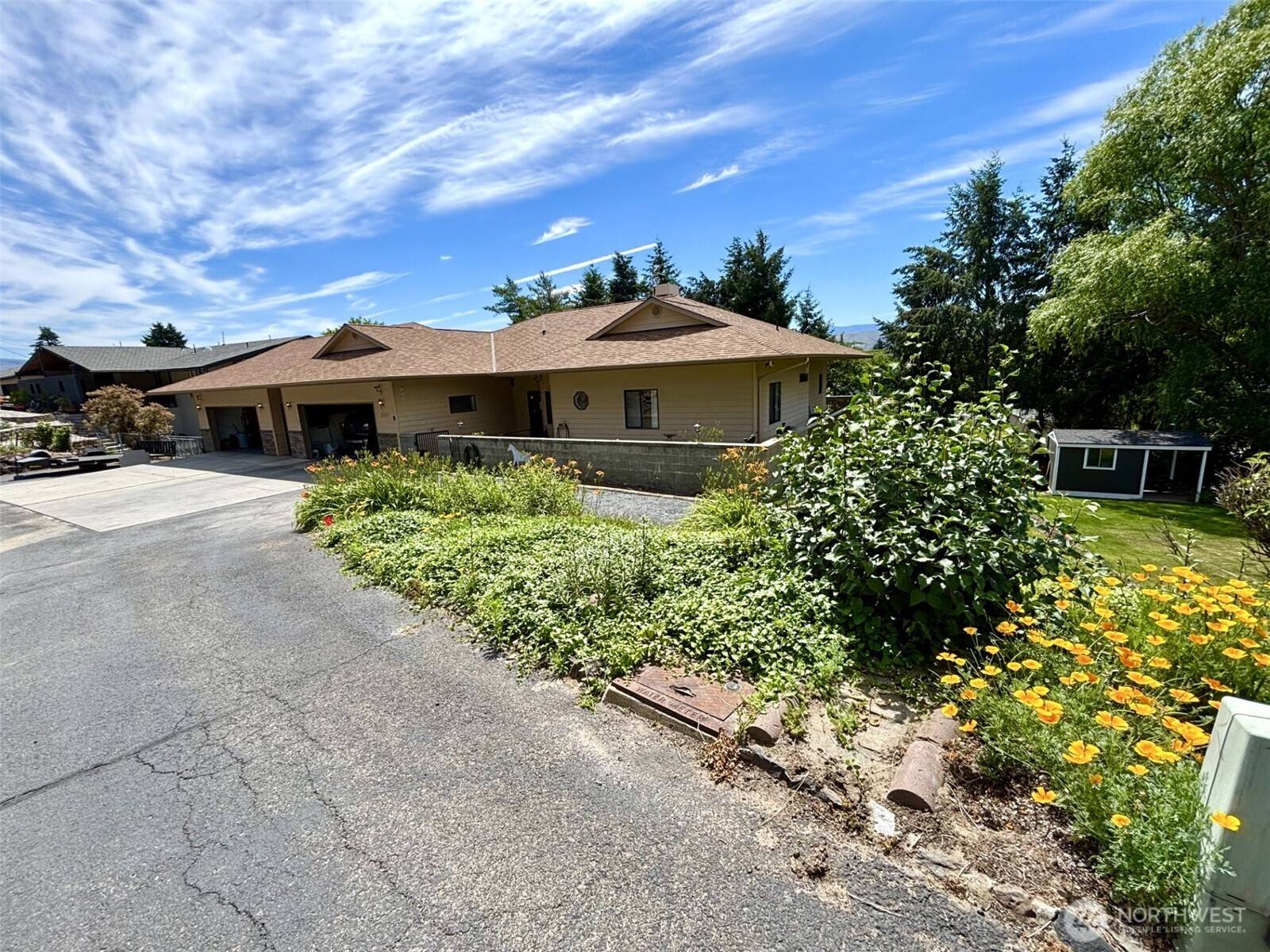 Wenatchee, WA 98801,2009 Rainbow LN