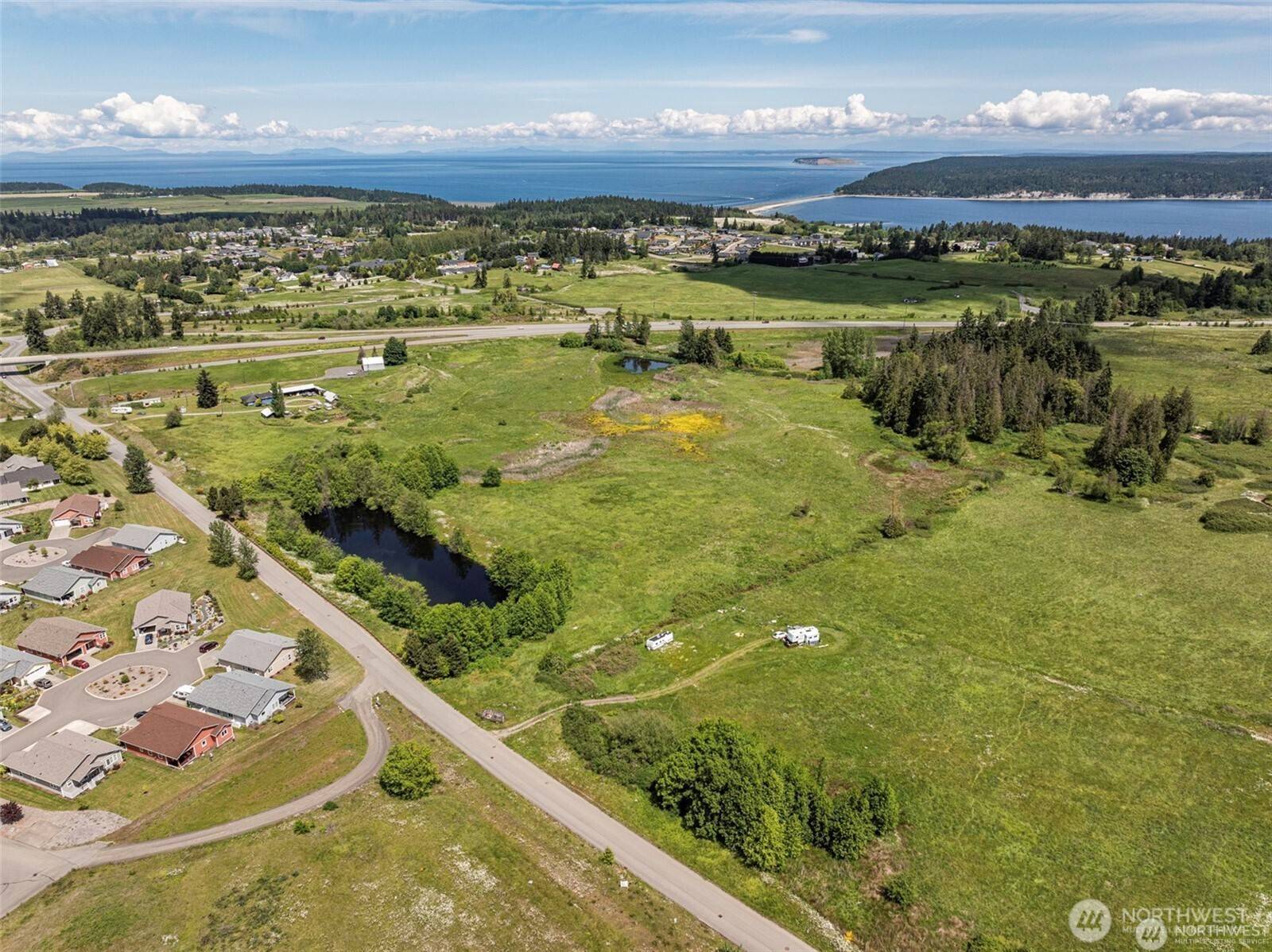 Sequim, WA 98382,483 Simdars RD