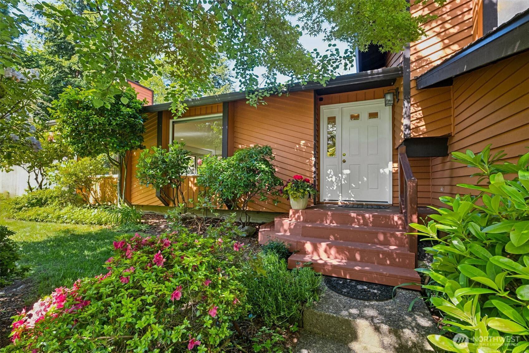 Renton, WA 98058,1615 Pierce AVE SE