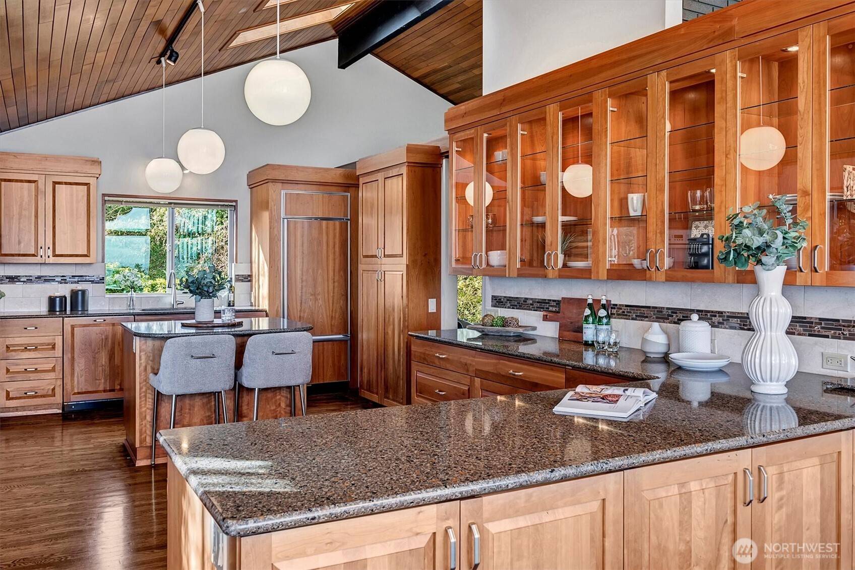 Bellevue, WA 98006,16414 SE 44th PL