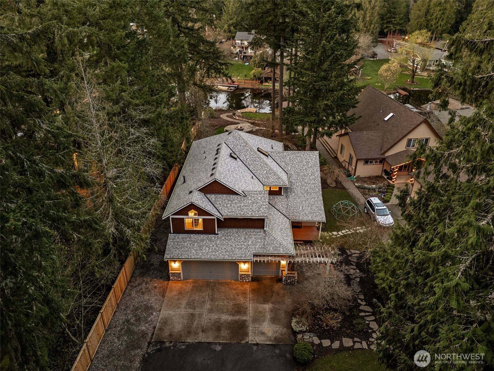 Black Diamond, WA 98010,22426 SE 300th ST