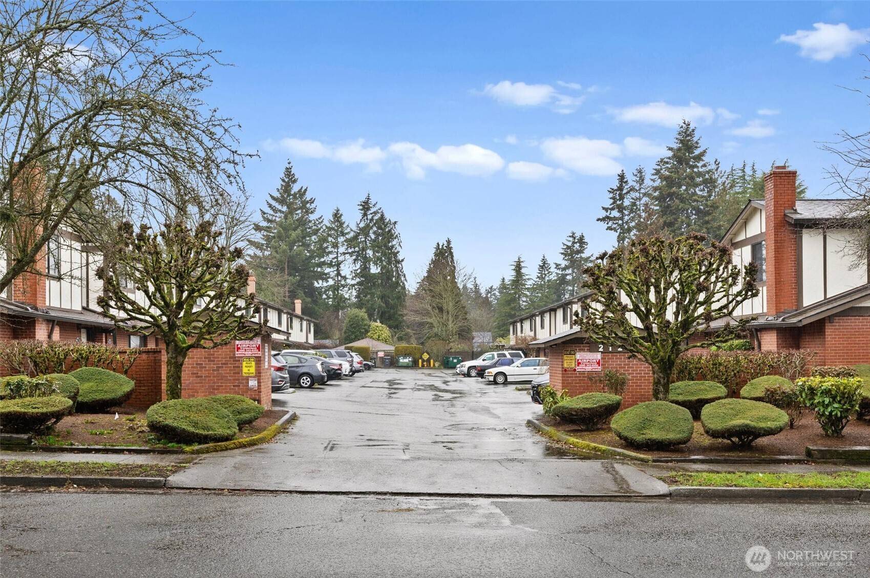 Burien, WA 98166,212 SW 146th ST #109
