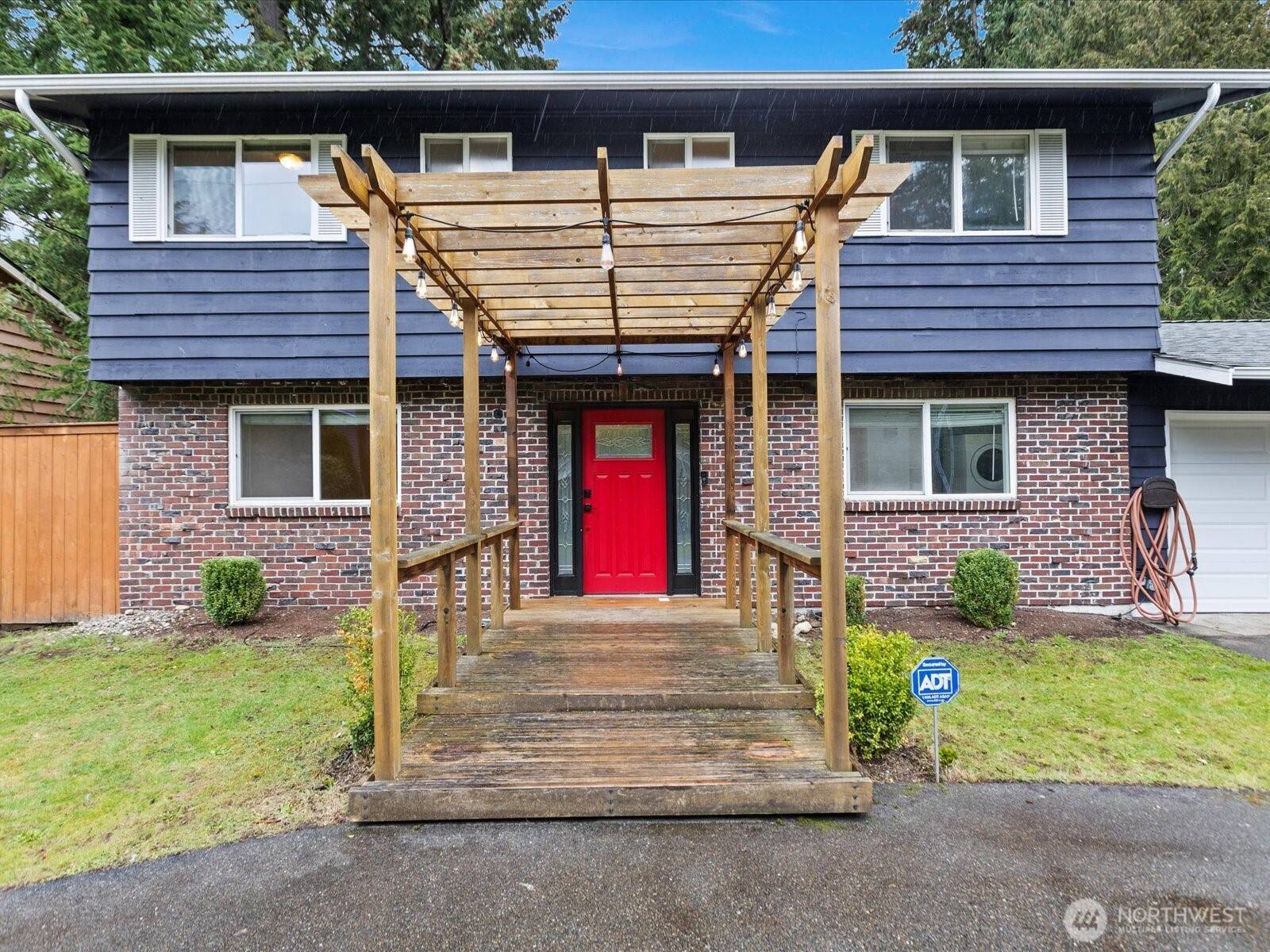 Edmonds, WA 98020,24201 Firdale Ave