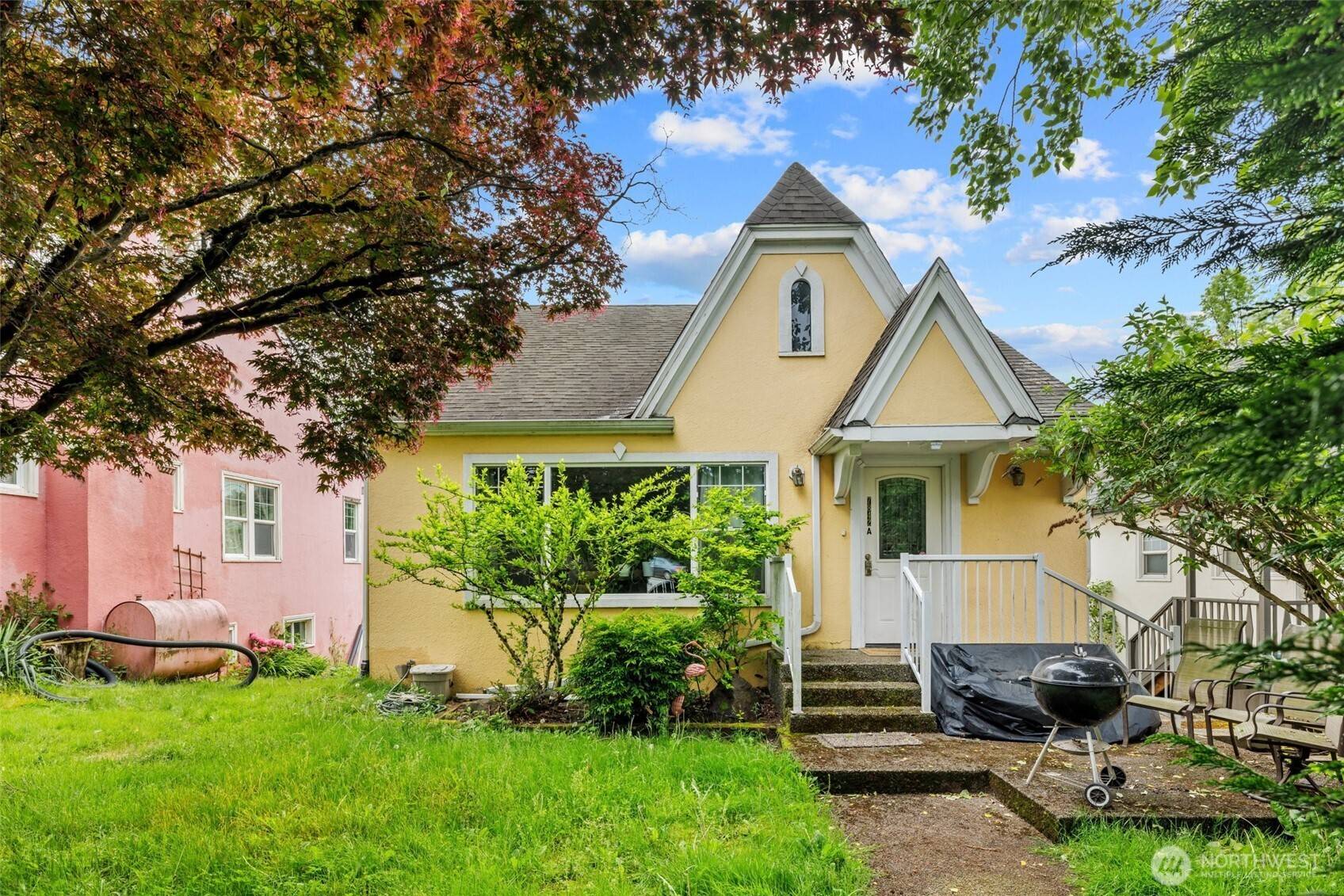 Seattle, WA 98115,7846 Lake City WAY NE