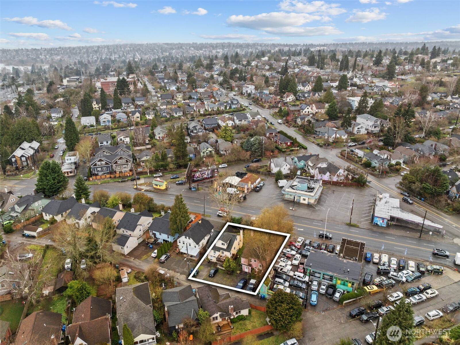 Seattle, WA 98115,7842 Lake City WAY NE
