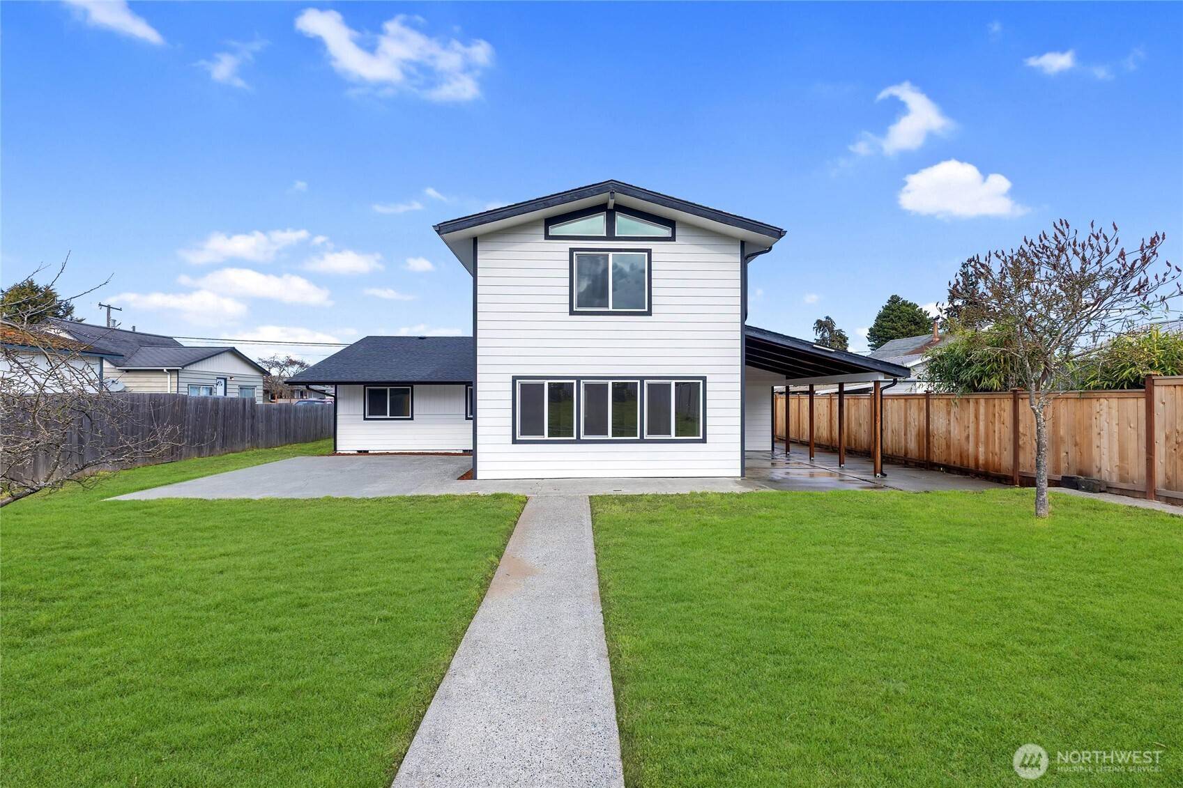 Sequim, WA 98382,233 W Hammond ST