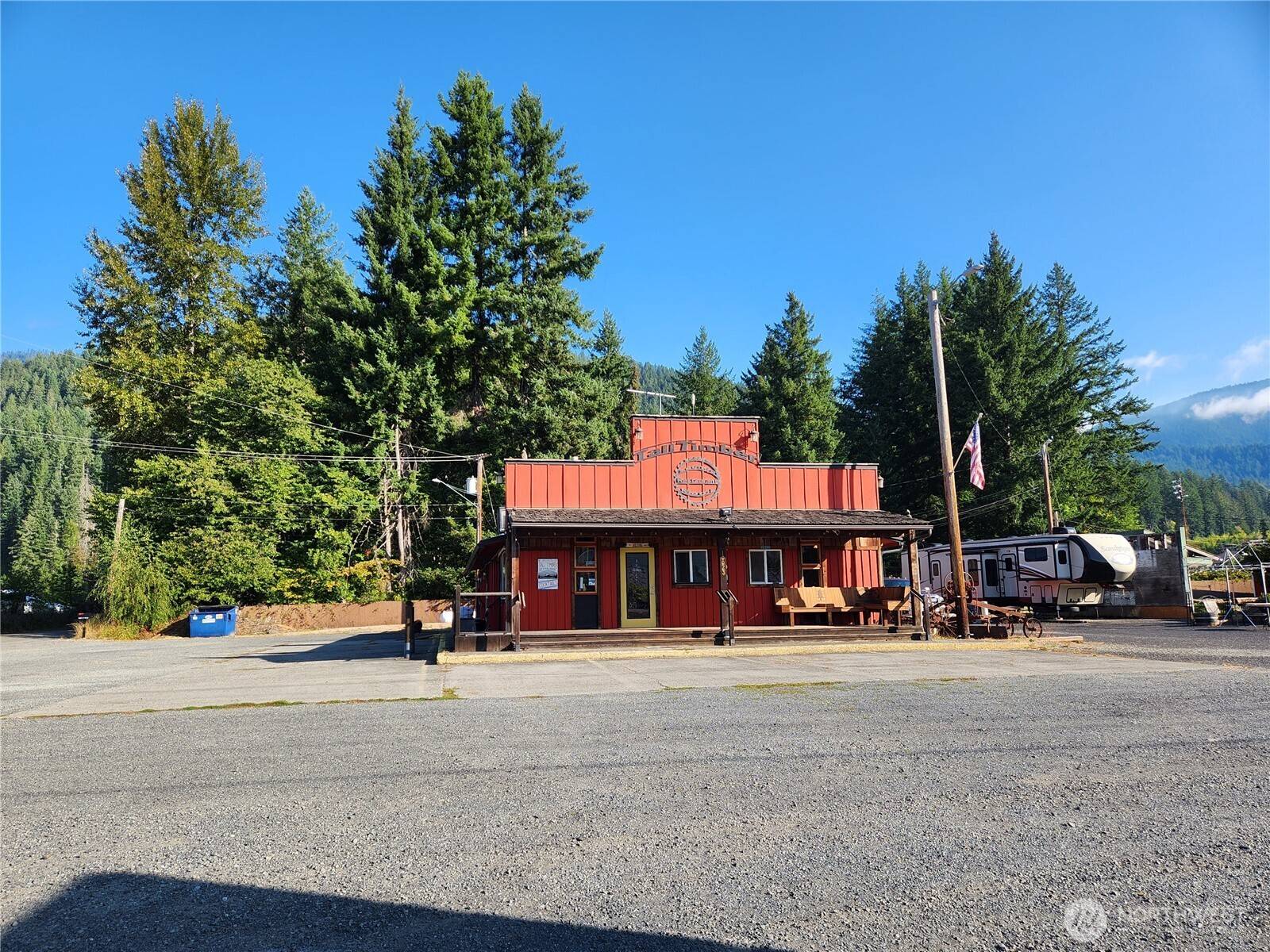 Randle, WA 98377,10023 US HWY 12