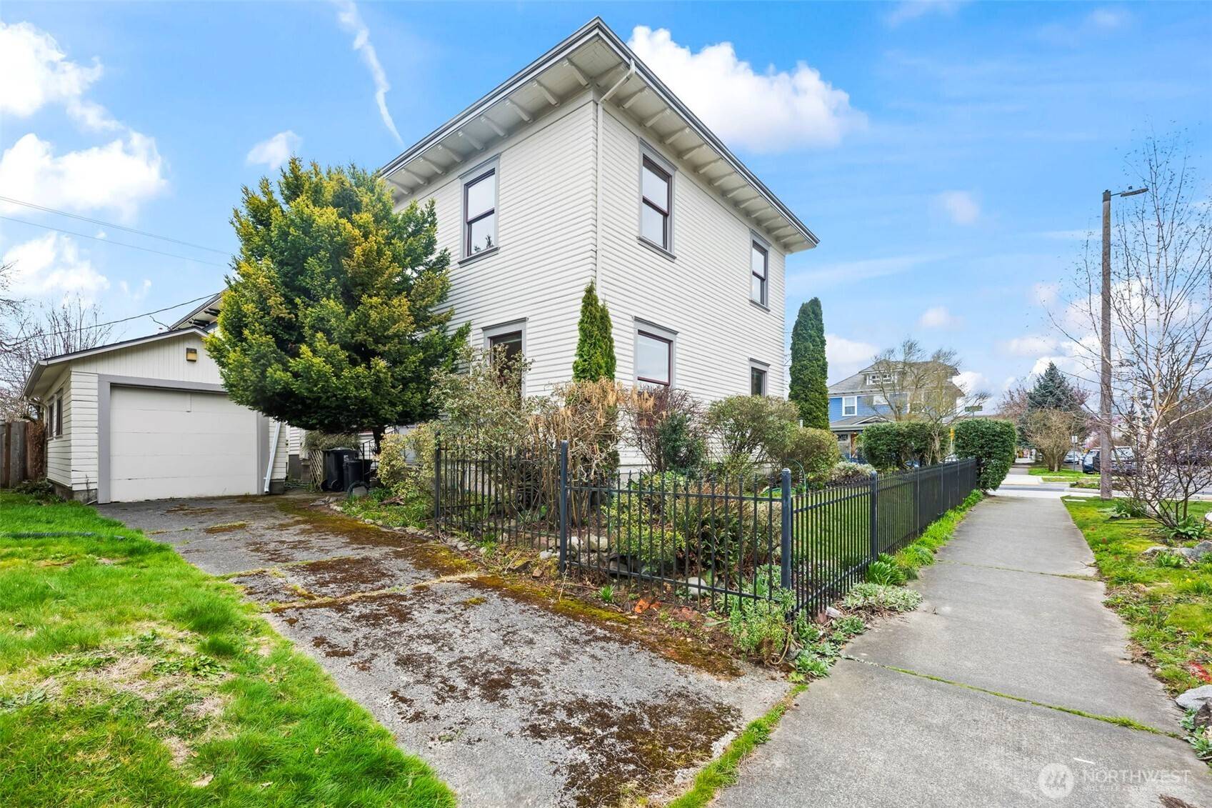 Tacoma, WA 98405,923 S 8th ST