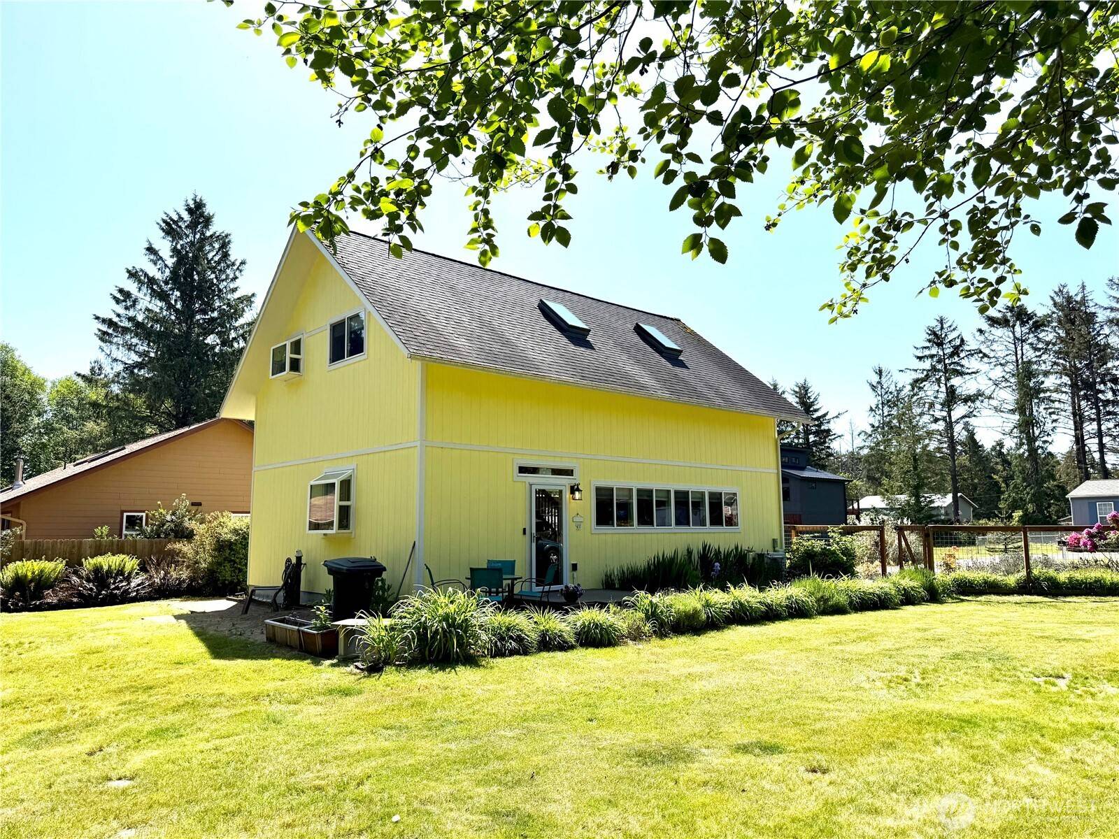 Ocean Park, WA 98640,1203 242nd PL