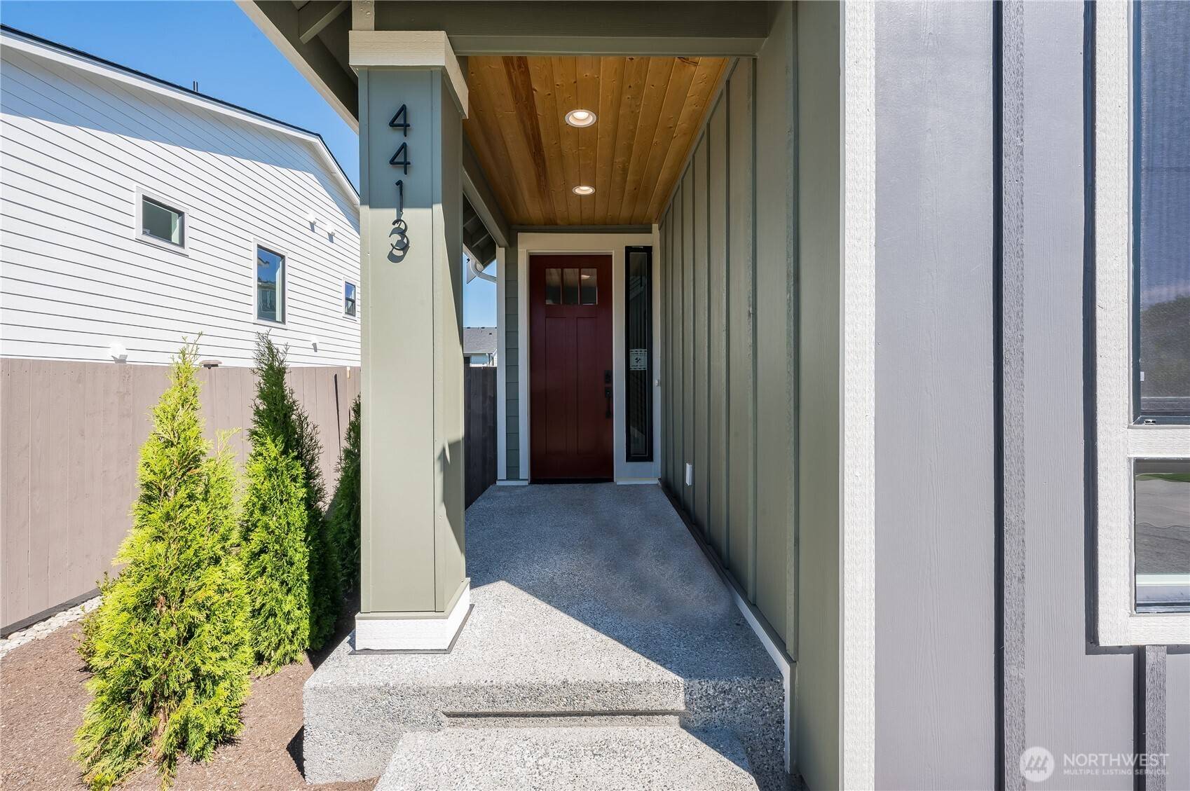 Bothell, WA 98011,20220 125th AVE NE #SM2-05