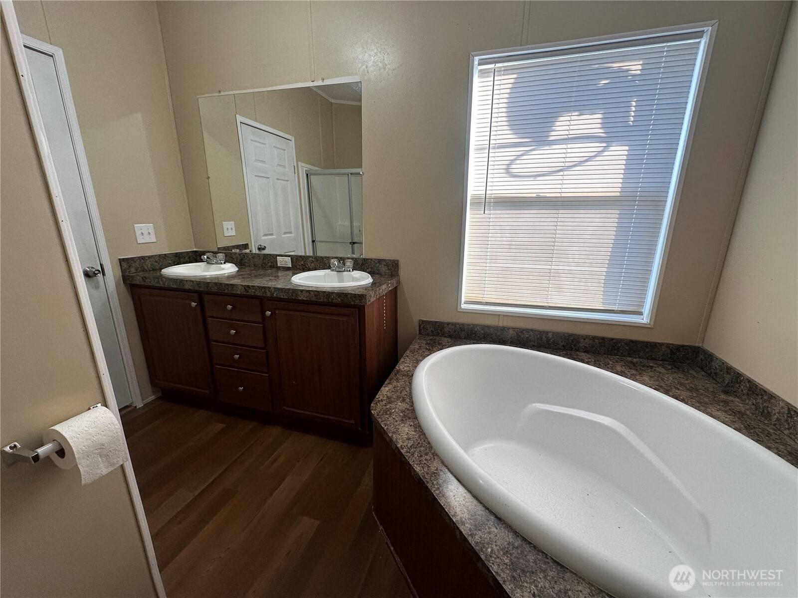 Kennewick, WA 99337,2917 W 19th AVE #103