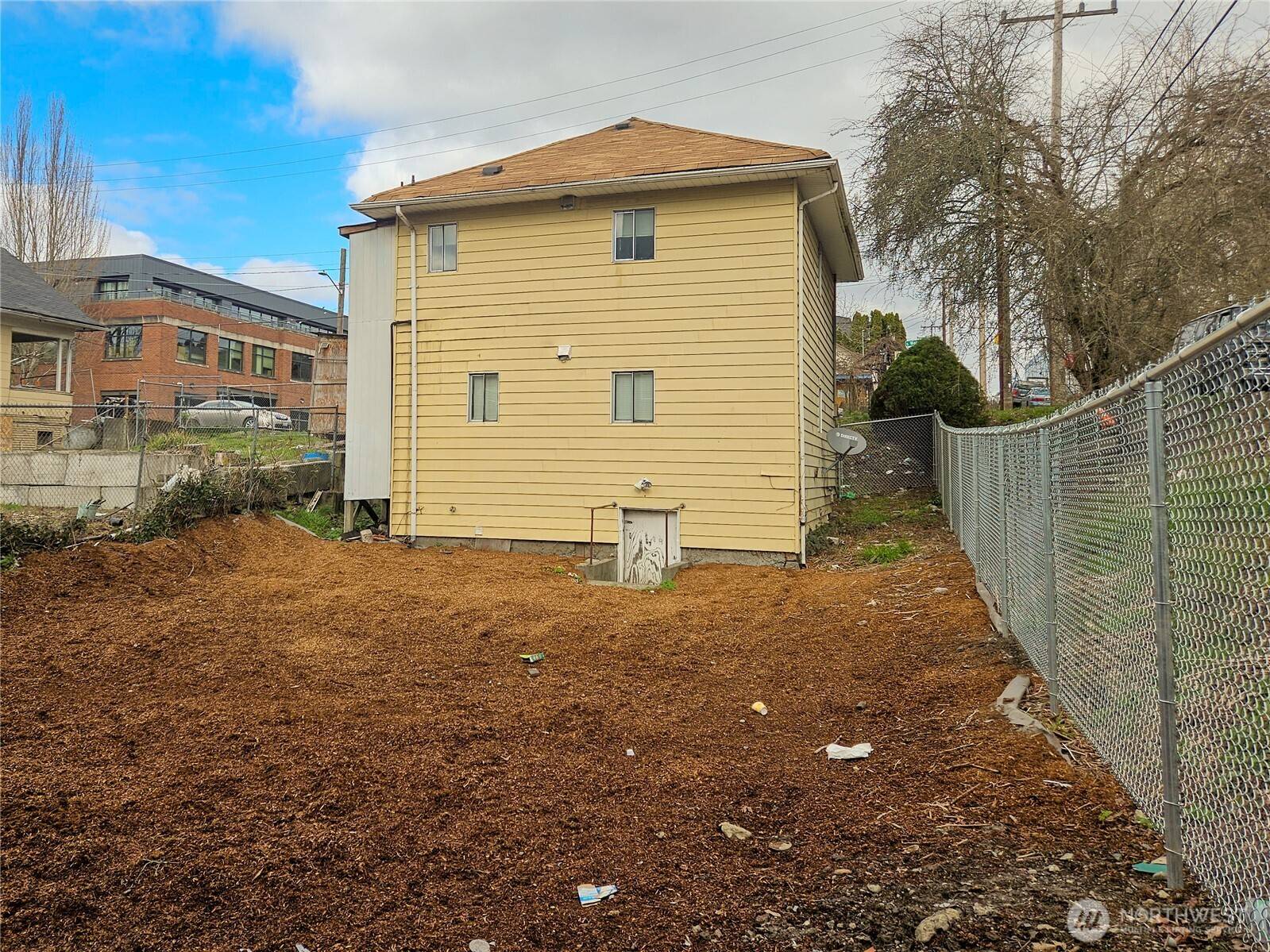 Seattle, WA 98144,2435 S Walker ST