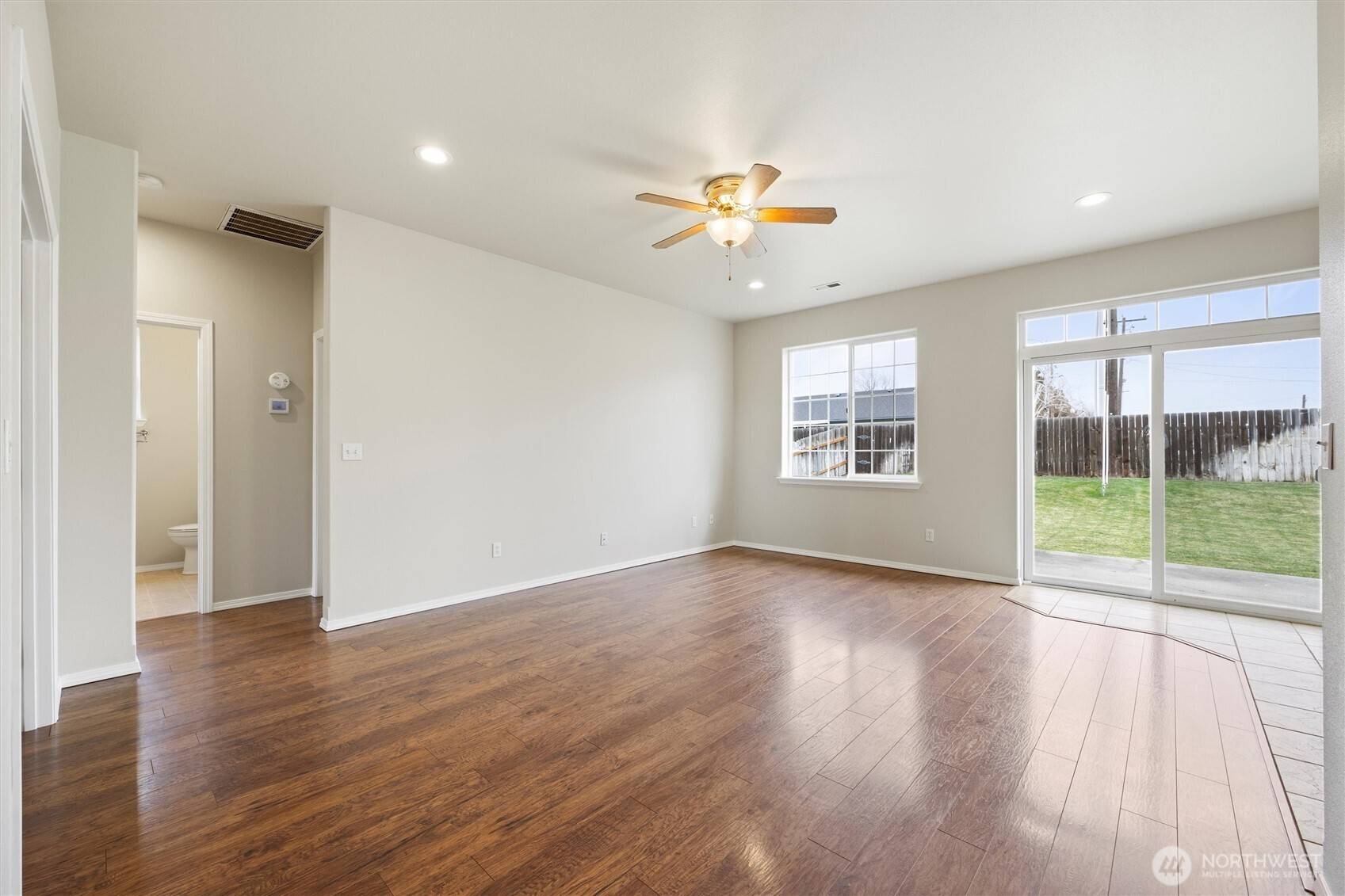 College Place, WA 99324,218 NE Flowers LN
