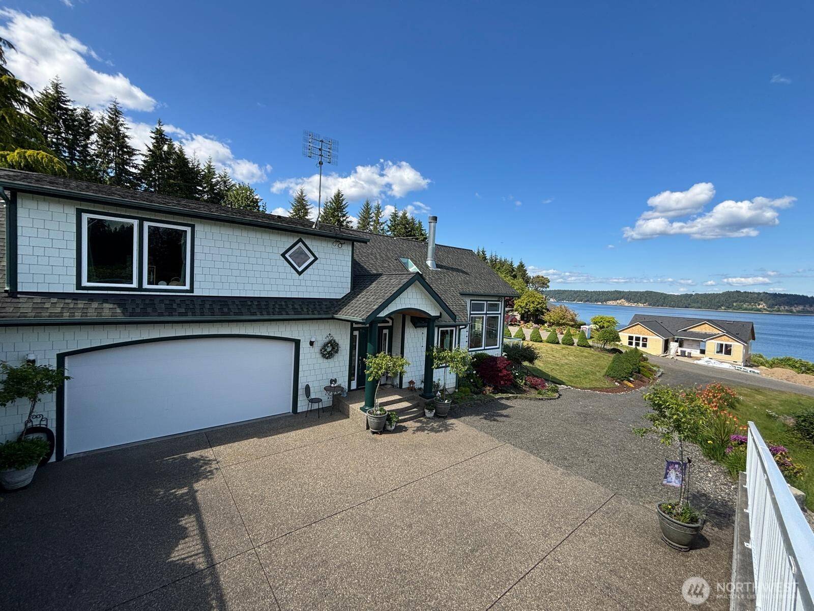 Shelton, WA 98584,201 E Smith Cove WAY