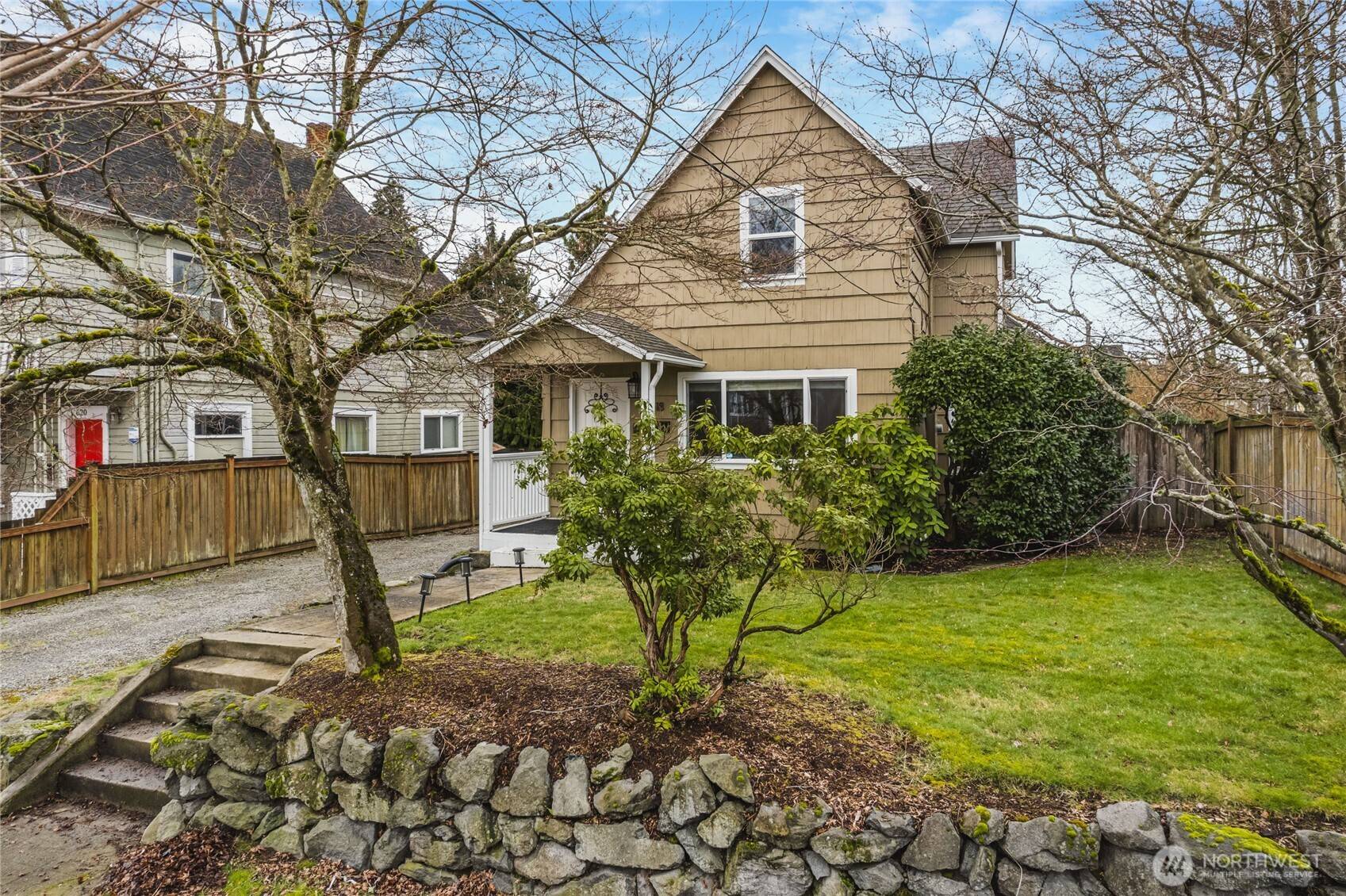 Tacoma, WA 98405,618 S State ST
