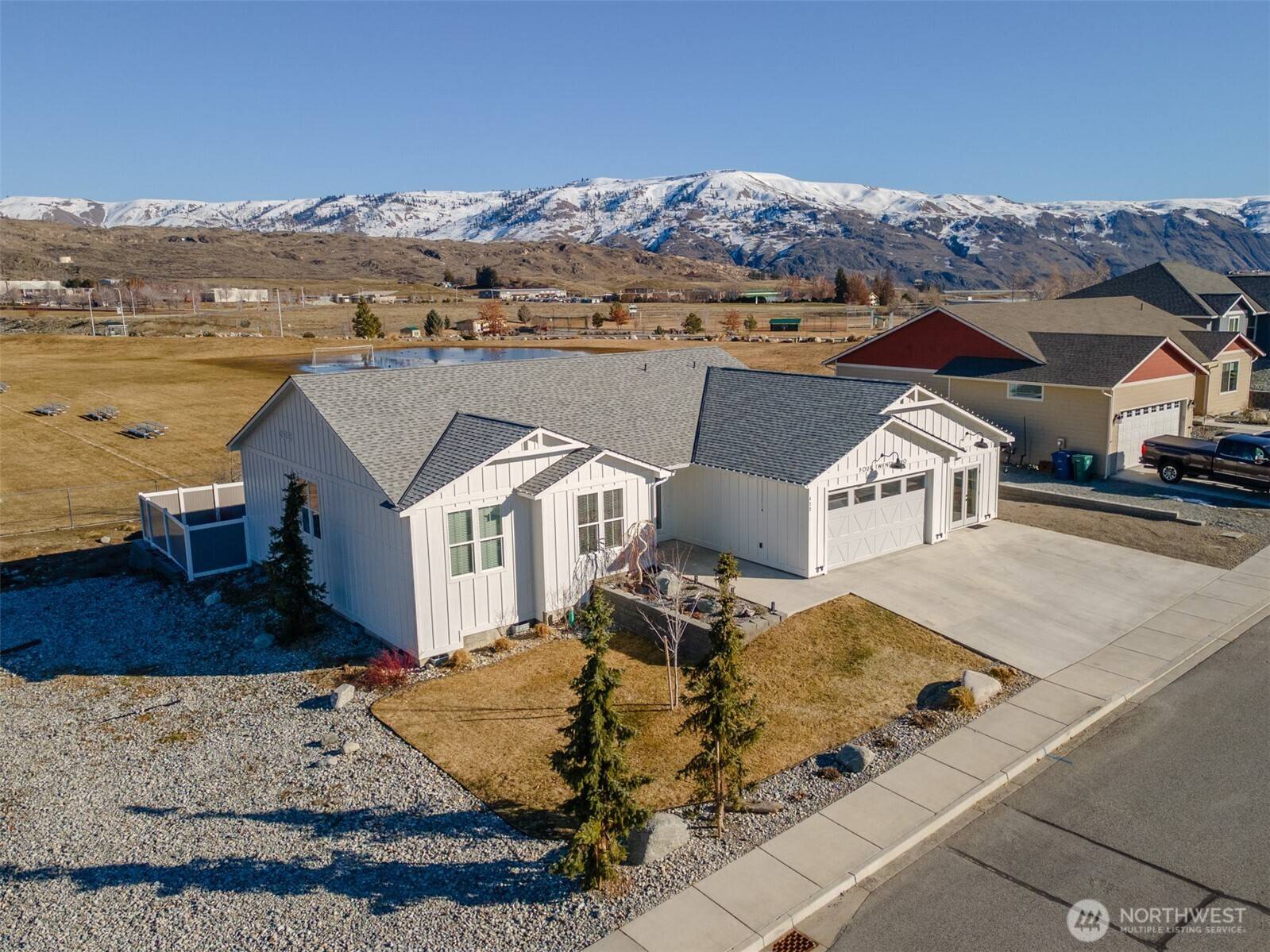Chelan, WA 98816,422 Sunny Brooke LN
