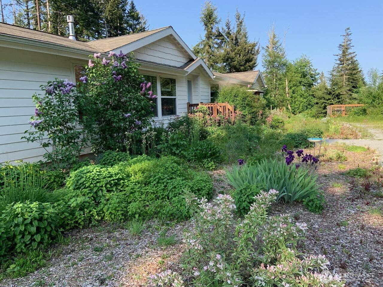 Camano Island, WA 98282,815 New Morning Road