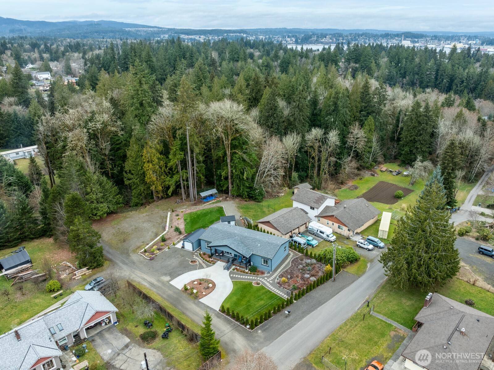 Port Orchard, WA 98366,2586 Harold DR SE