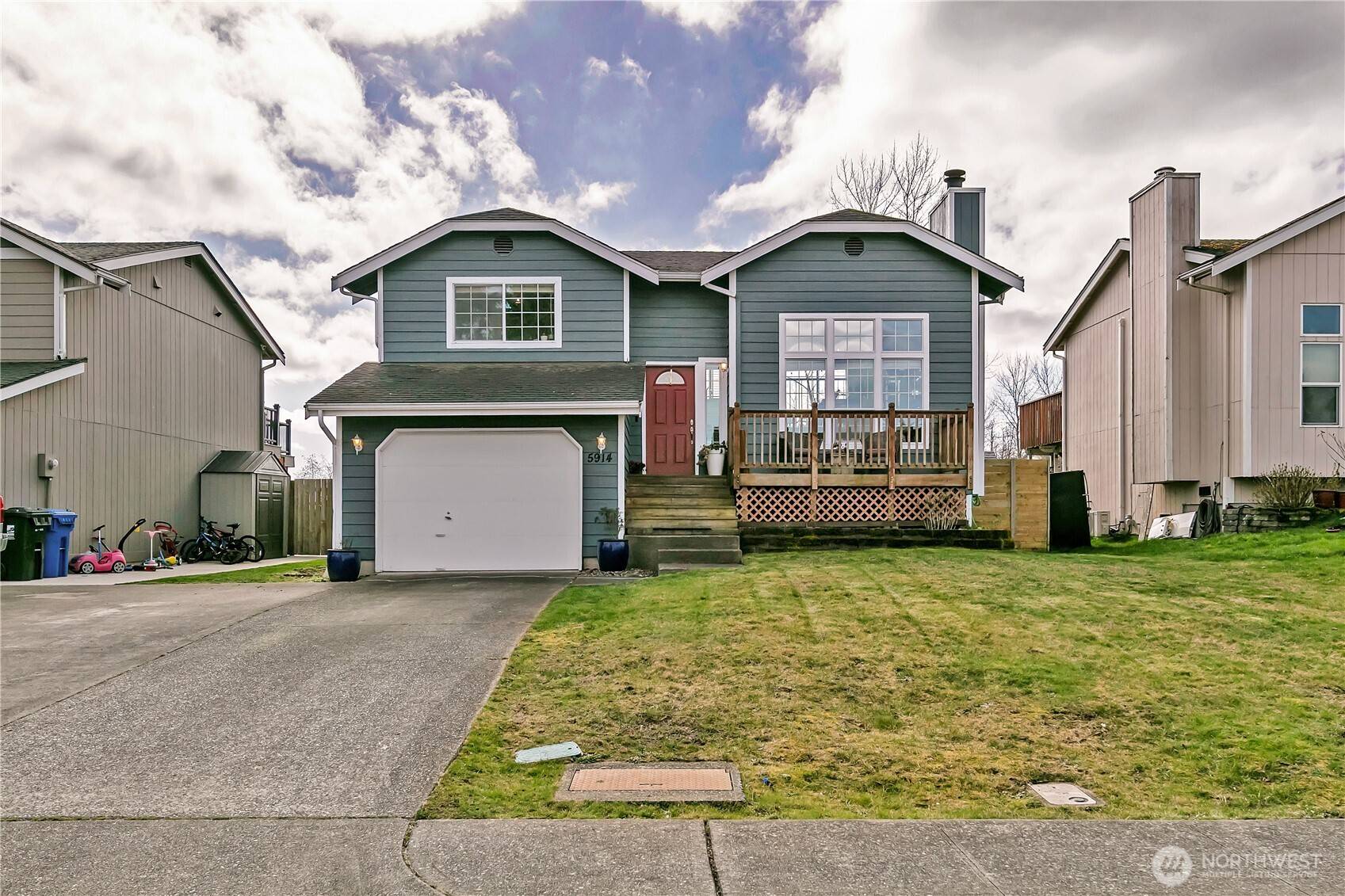 Tacoma, WA 98422,5914 26th ST NE