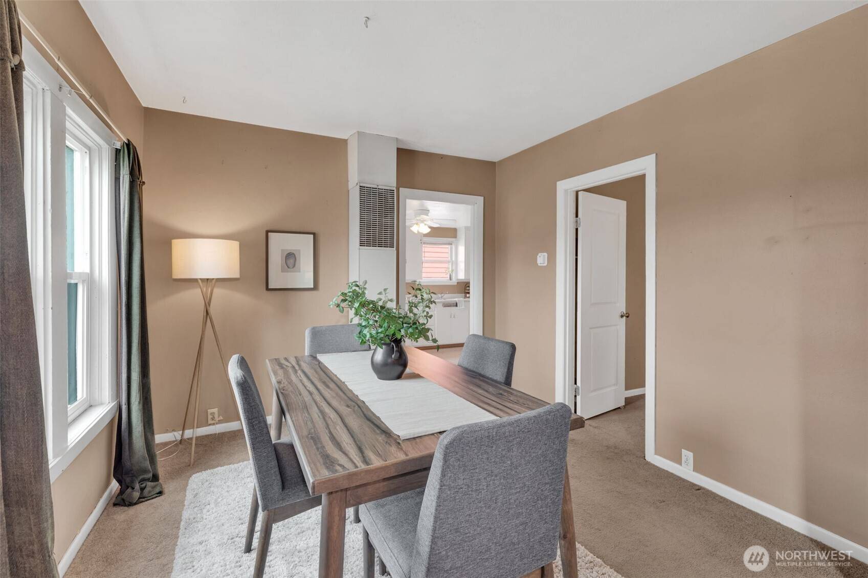 Tacoma, WA 98405,2525 S M ST