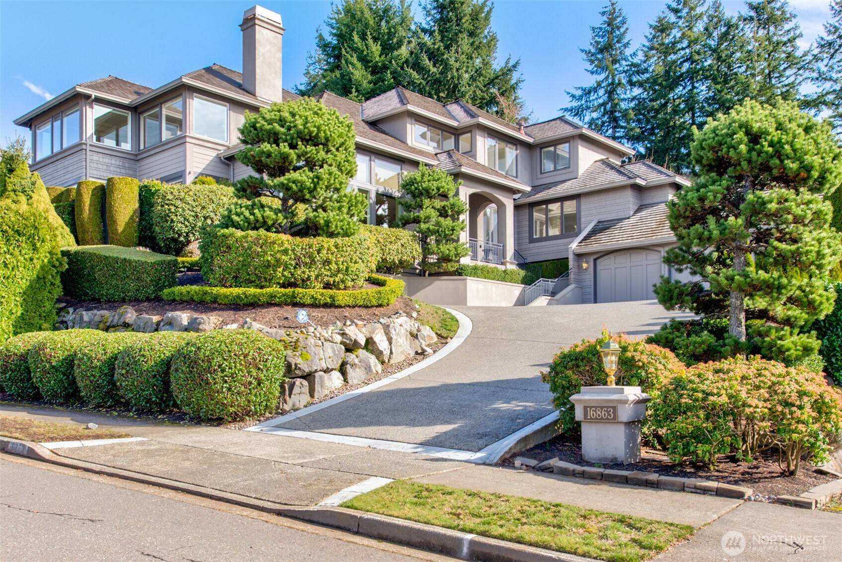 Bellevue, WA 98006,16863 SE 59th ST