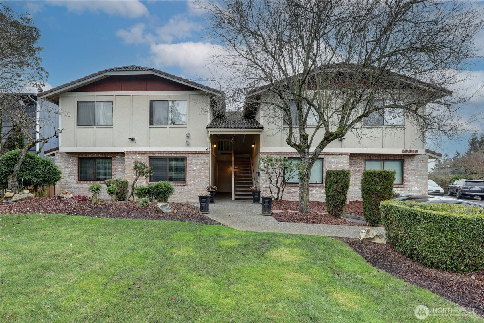 Seatac, WA 98188,19816 Military RD S #1