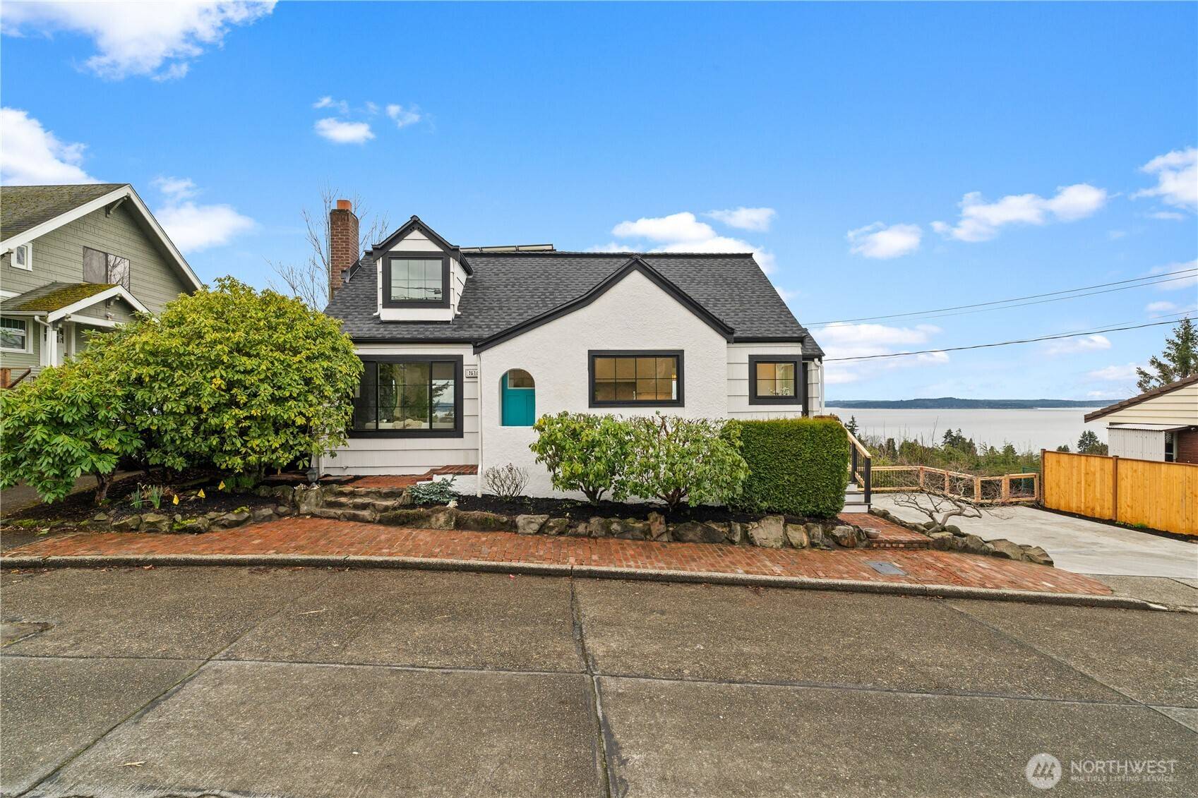 Seattle, WA 98136,7515 44th AVE SW