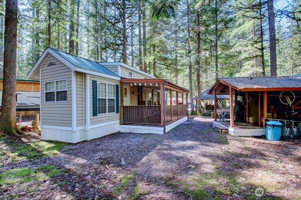 Deming, WA 98244,132 1 Jasper TRL