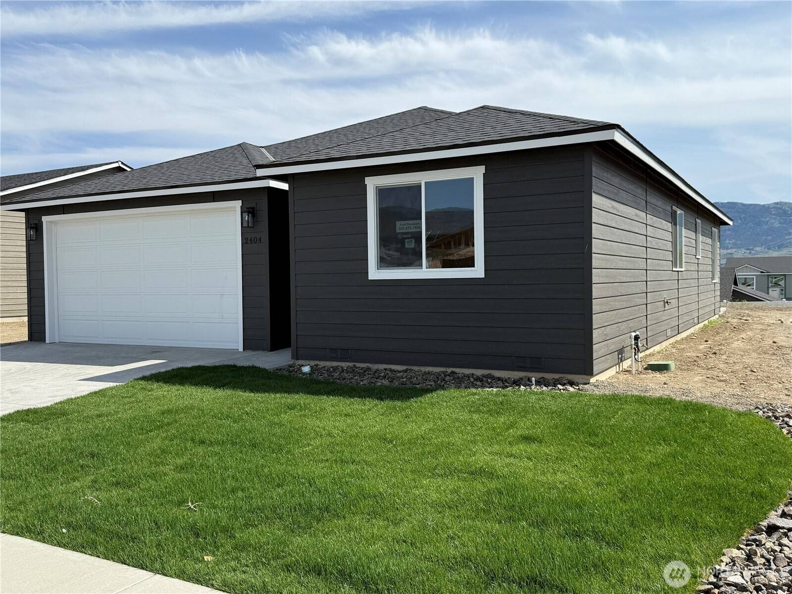 East Wenatchee, WA 98802,2404 Noah ST SE