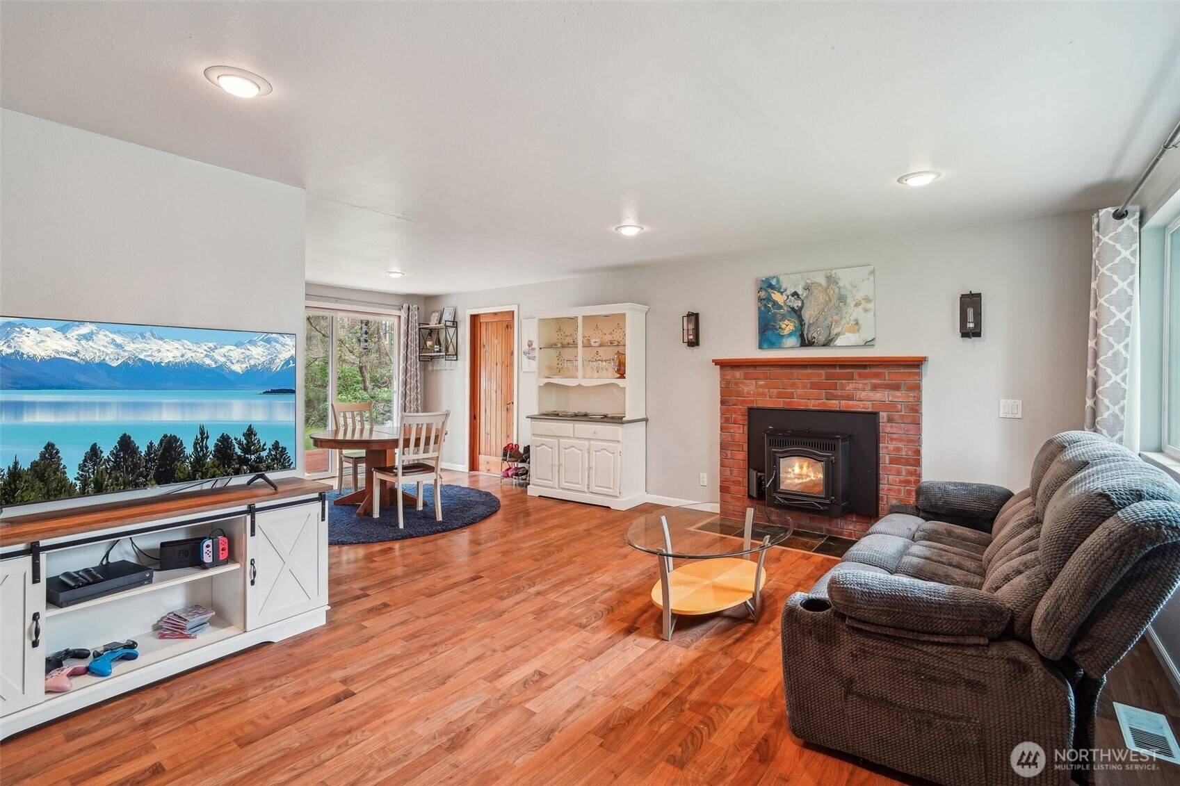 Lake Stevens, WA 98258,803 94th AVE SE