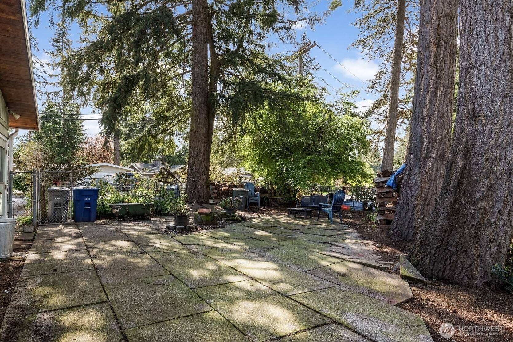 Bellevue, WA 98007,15406 SE 22nd PL