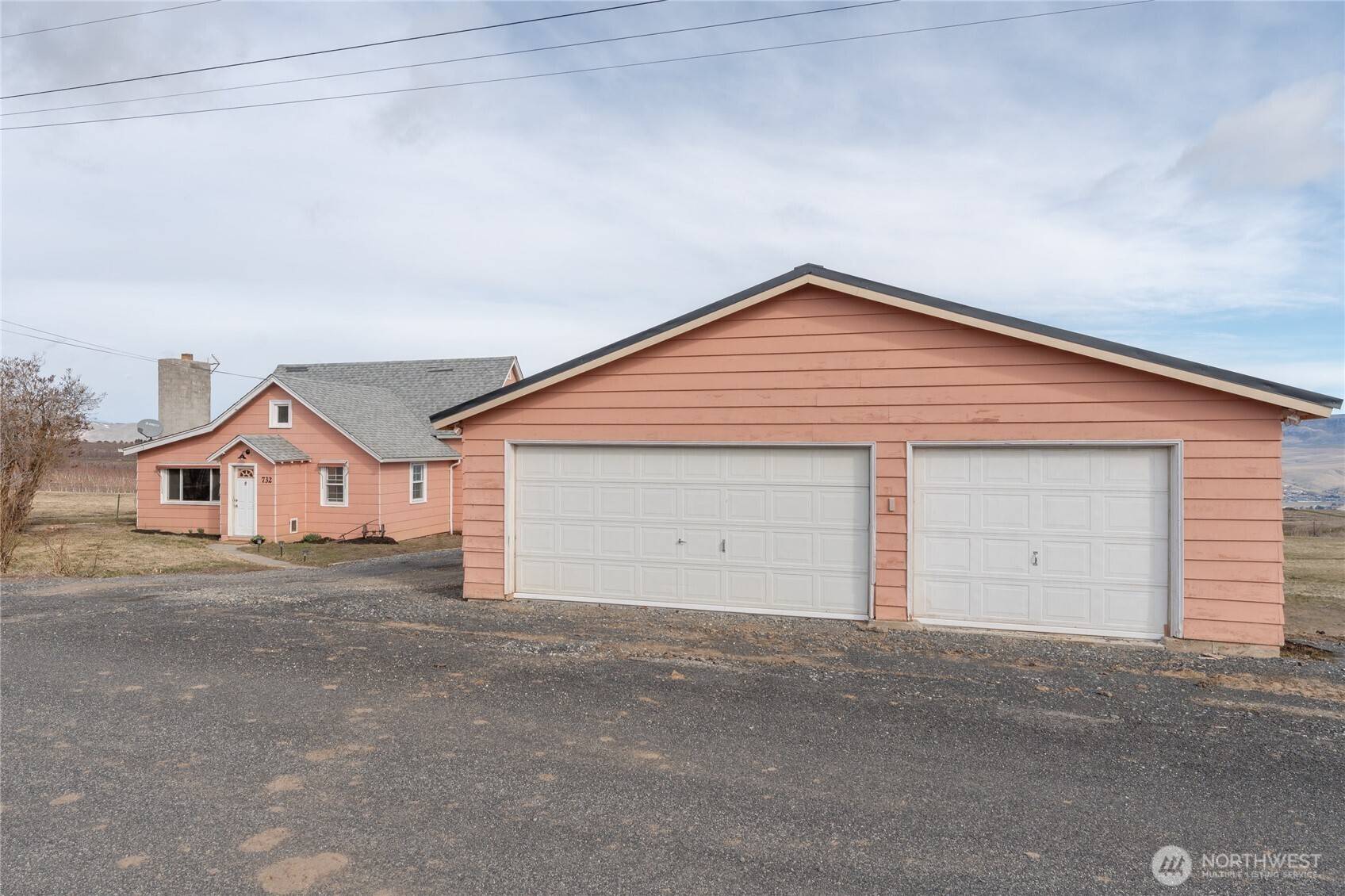 Wenatchee, WA 98801,732 Edgemont DR