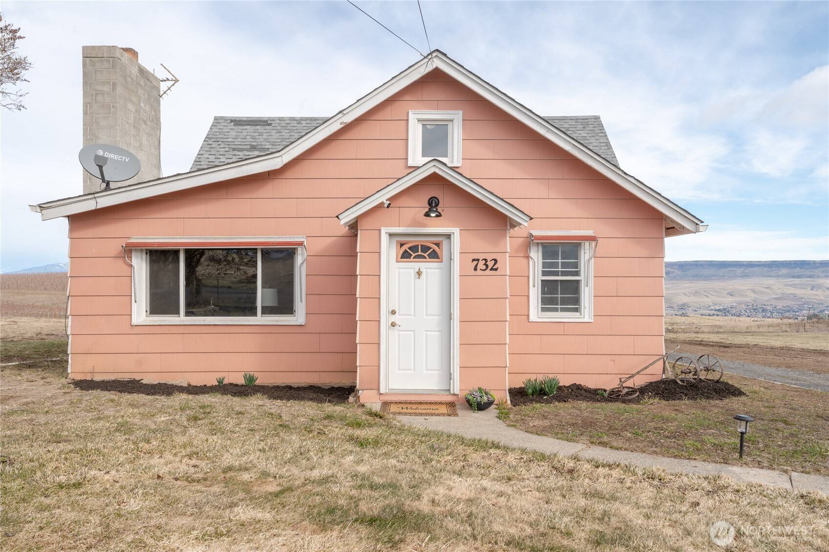 Wenatchee, WA 98801,732 Edgemont DR