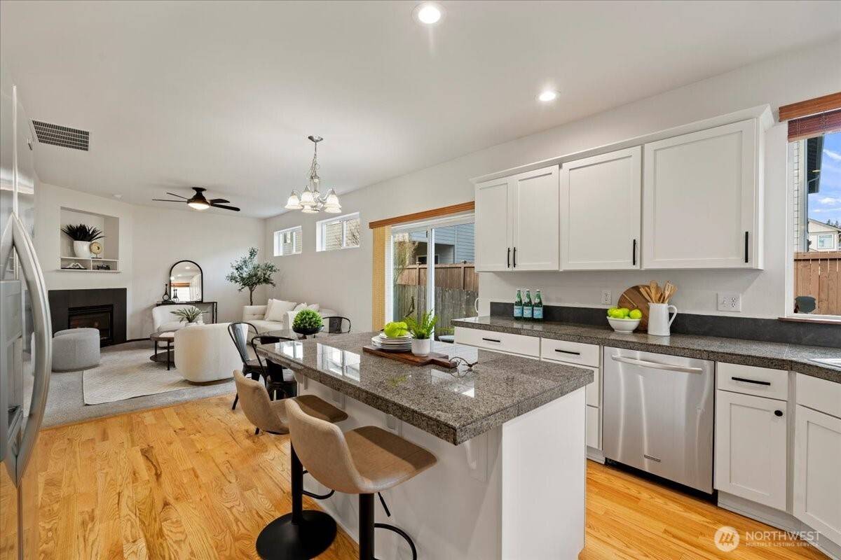 Bothell, WA 98012,127 195th PL SW