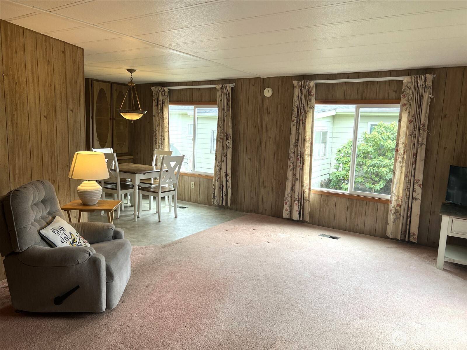 Ocean Park, WA 98640,32210 N PL