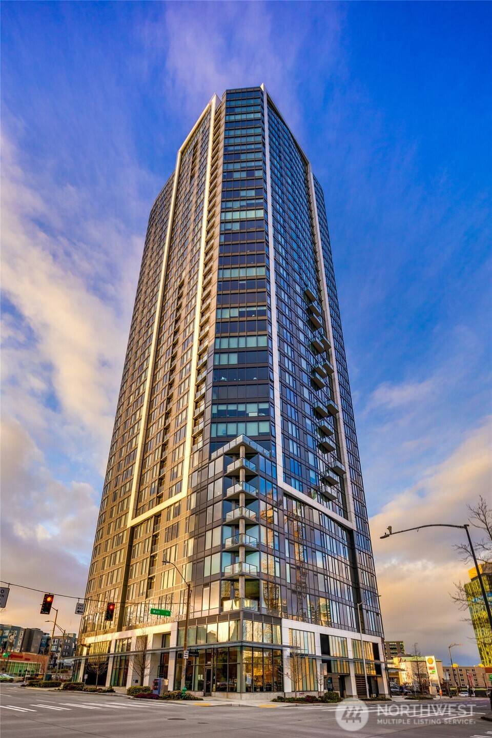 Seattle, WA 98121,2510 6th AVE #3105