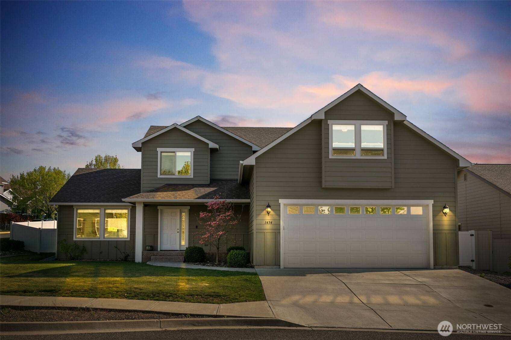 East Wenatchee, WA 98802,1434 Copper LOOP